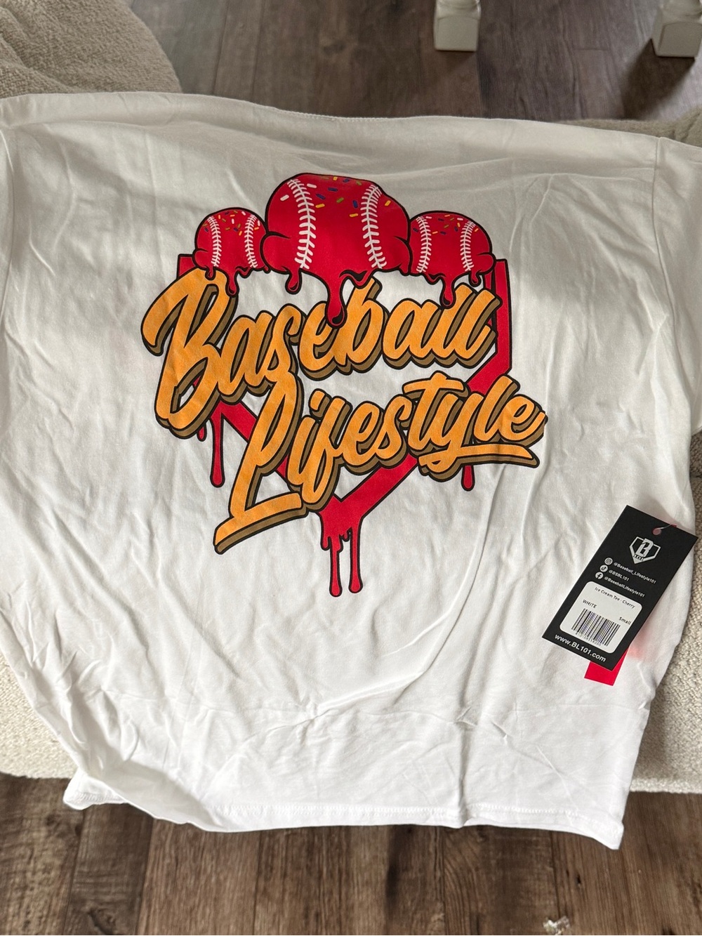 Men’s Baseball Lifestyle Graphic Tee- Cherry